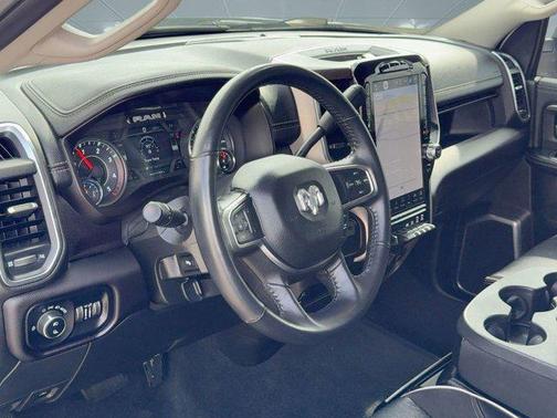 2024 RAM 2500 Laramie Crew Cab 4x4 6'4' Box