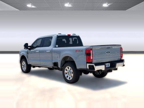 Glacier Gray Metallic Tri-Coat 2026 Ford F-250 Lariat