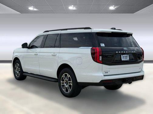 2025 Ford Expedition Max Active 4x2