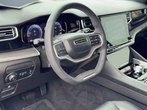 2022 Jeep Wagoneer Series II 4x2