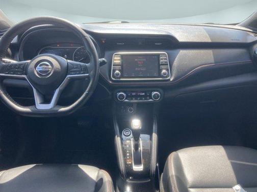 2019 Nissan Kicks SR