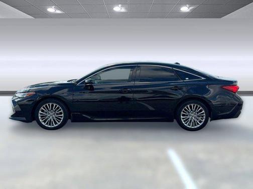 2022 Toyota Avalon Limited