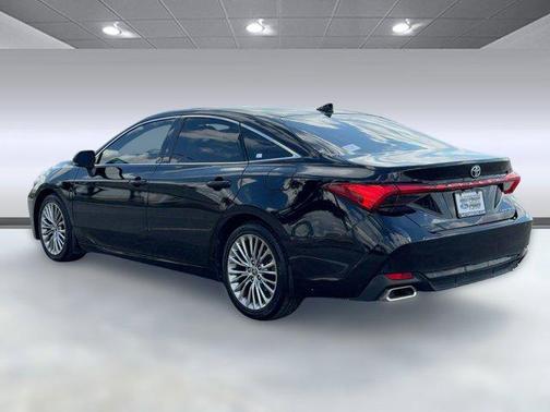 2022 Toyota Avalon Limited