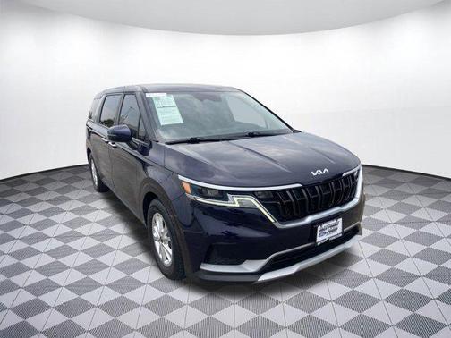 2022 Kia Carnival LX