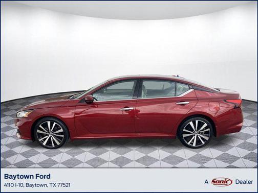 2020 Nissan Altima Platinum FWD