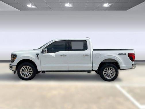 Oxford White 2026 Ford F-150 XLT