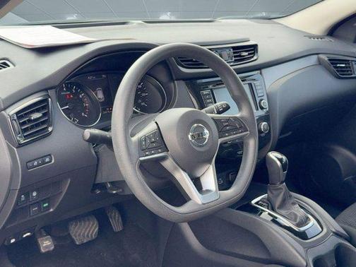 2022 Nissan Rogue Sport S