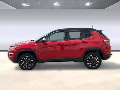 Redline Pearlcoat 2019 Jeep Compass Trailhawk