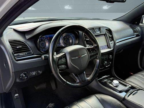 2022 Chrysler 300 S