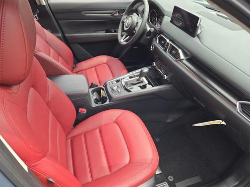 2025 Mazda CX-5 Carbon Edition