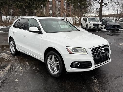 2015 Audi Q5 2.0T Premium Plus