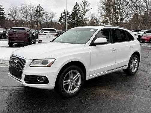 2015 Audi Q5 2.0T Premium Plus