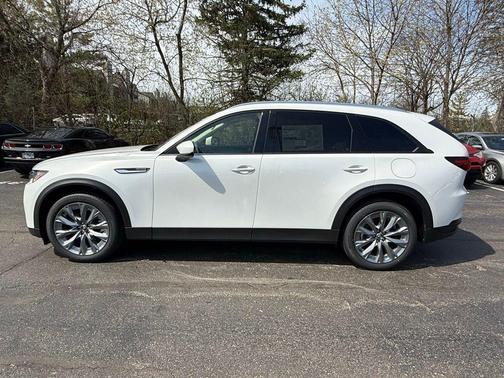 Rhodium White Premium 2026 Mazda CX-90 3.3 Turbo Preferred