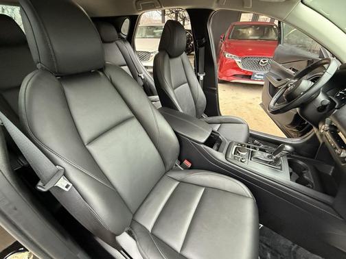 2022 Mazda CX-30 2.5 S Select Package