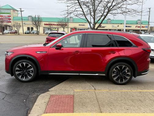 2024 Mazda CX-90 PHEV Premium Plus
