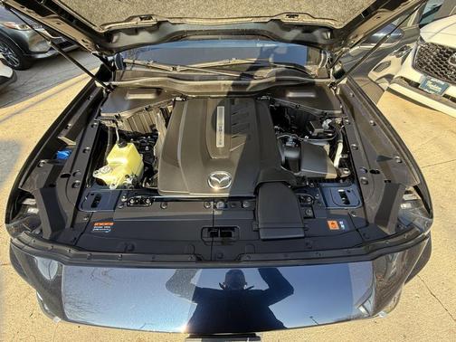2024 Mazda CX-90 PHEV Premium Plus