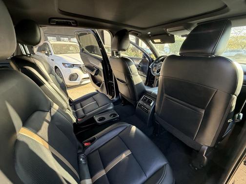 2024 Mazda CX-90 PHEV Premium Plus