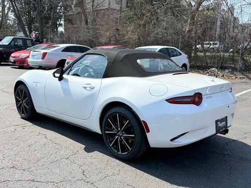 Snowflake White Pearl Mica 2026 Mazda MX-5 Miata Grand Touring