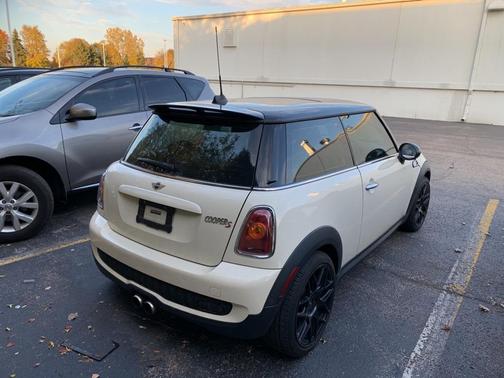 2007 MINI Cooper S for sale in Schaumburg, IL - image 4