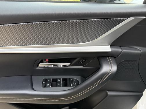 2024 Mazda CX-90 PHEV Premium