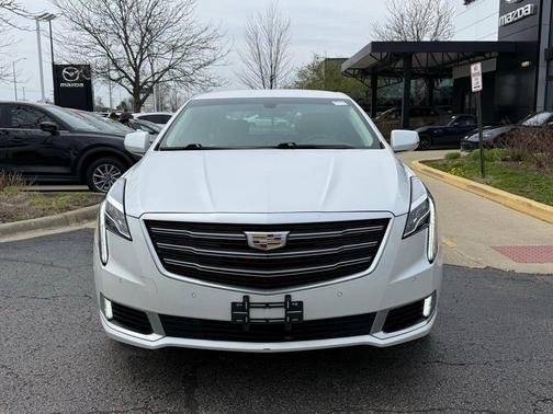 Crystal White Tricoat 2019 Cadillac XTS Luxury