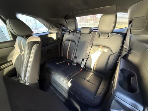 2024 Mazda CX-90 PHEV Premium Plus