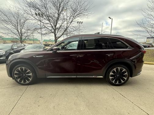 2024 Mazda CX-90 PHEV Premium Plus