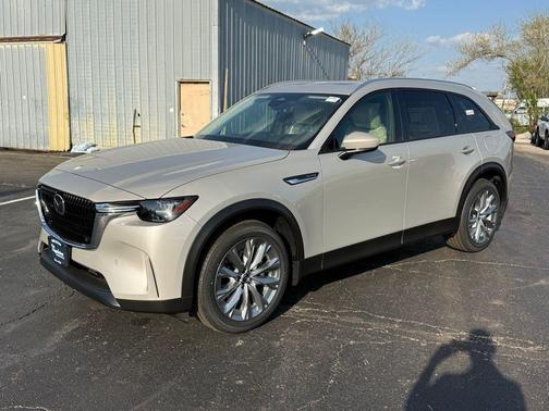 Platinum Quartz 2026 Mazda CX-90 3.3 Turbo Preferred