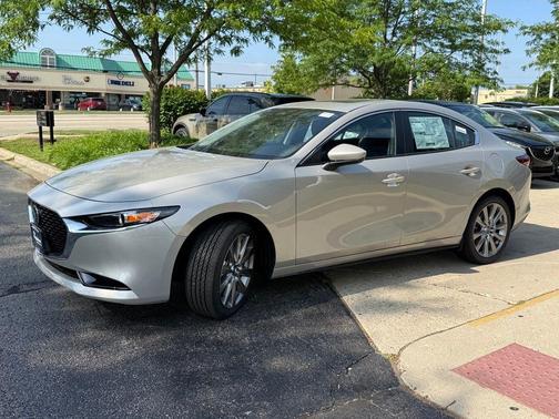 Platinum Quartz Metallic 2026 Mazda Mazda3 FWD w/Preferred Package