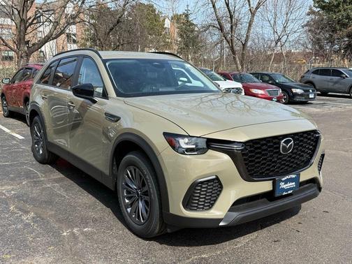 Zircon Sand Metallic 2026 Mazda CX-70 PHEV SC