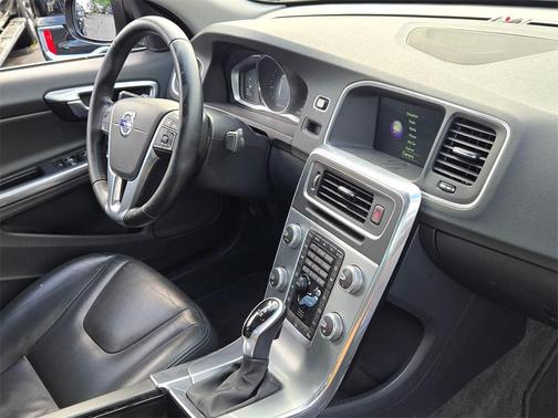 2017 Volvo S60 Inscription T5