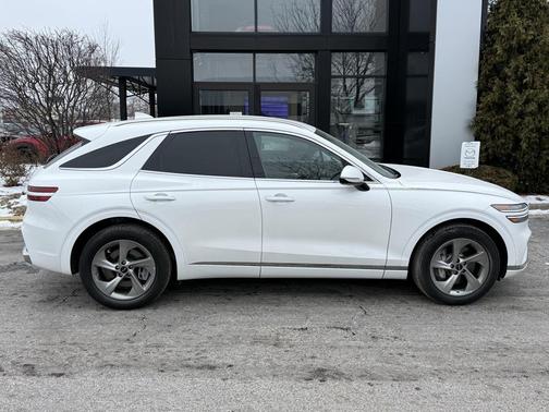 2026 Genesis GV70 2.5T