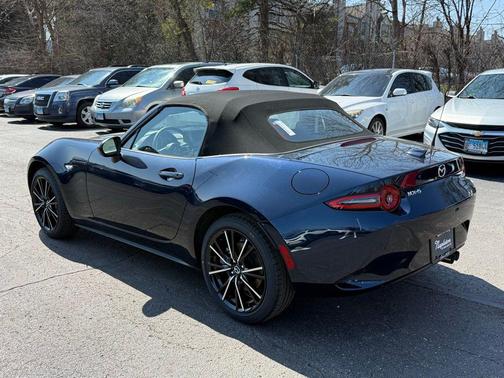 Deep Crystal Blue Mica 2026 Mazda MX-5 Miata Grand Touring