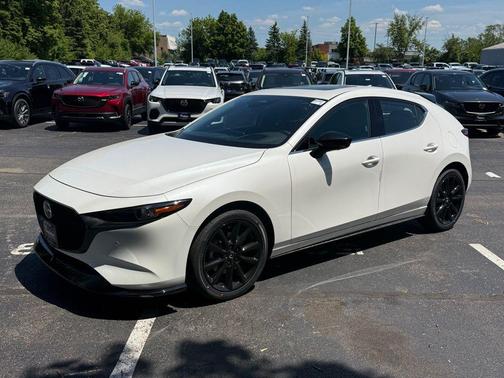 Snowflake White Pearl Mica 2026 Mazda Mazda3 2.5 Turbo AWD