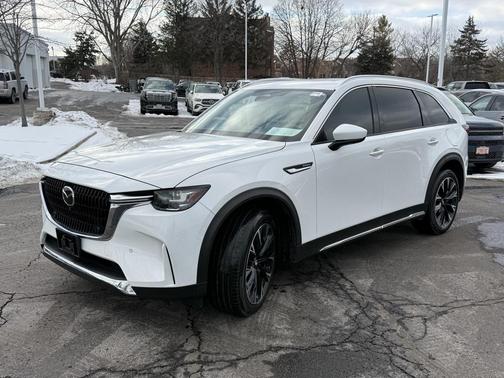 2024 Mazda CX-90 PHEV Premium Plus