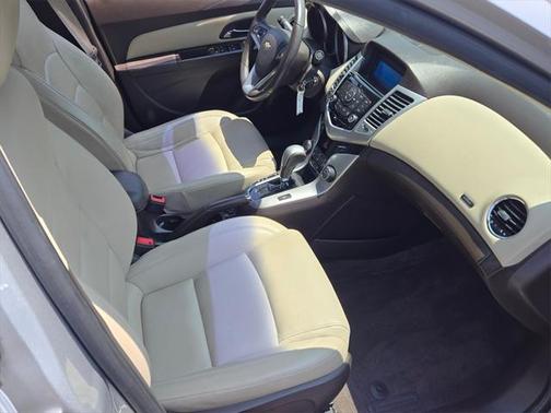 2012 Chevrolet Cruze 2LT