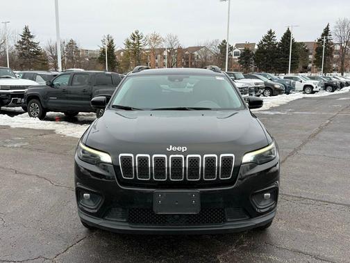 2022 Jeep Cherokee Latitude Lux