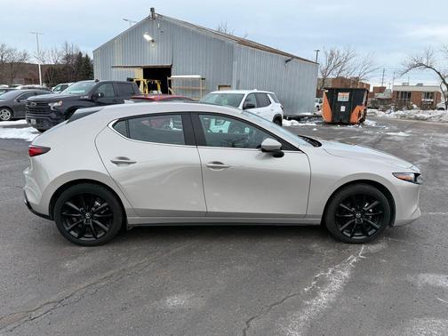 2025 Mazda Mazda3 FWD w/Premium Package