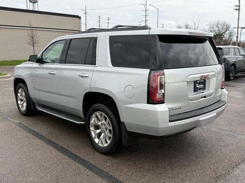 Quicksilver Metallic 2015 GMC Yukon SLT
