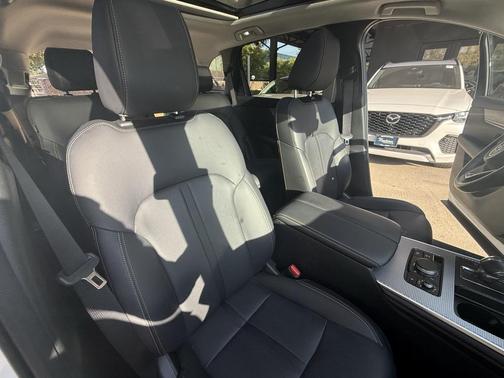 2024 Mazda CX-90 PHEV Premium