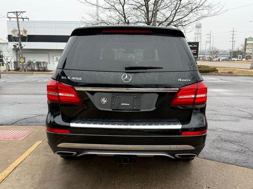 2019 Mercedes-Benz GLS 450 4MATIC