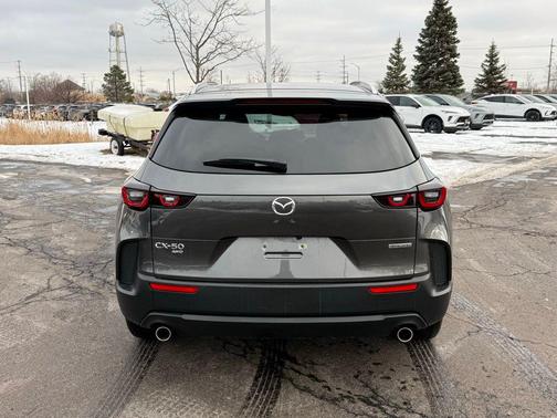 2024 Mazda CX-50 2.5 S Preferred Package
