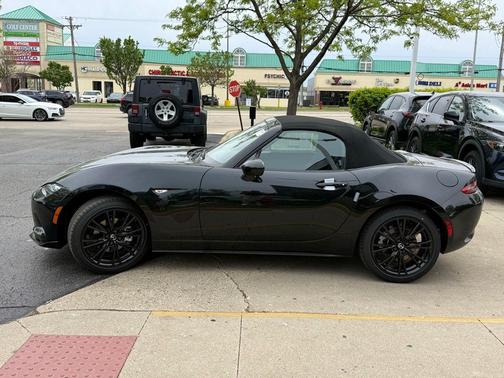 Jet Black Mica 2026 Mazda MX-5 Miata Club