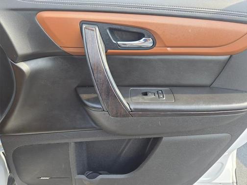 2016 Chevrolet Traverse LTZ
