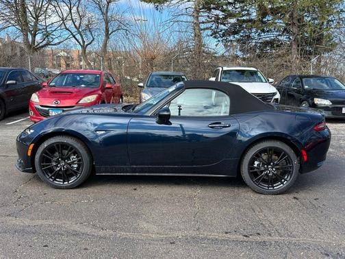 Deep Crystal Blue Mica 2026 Mazda MX-5 Miata Club