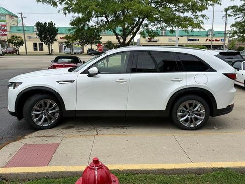 Rhodium White Premium 2026 Mazda CX-90 3.3 Turbo Preferred