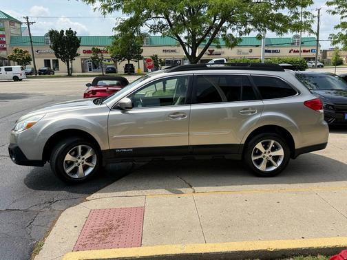 Tungsten Metallic 2014 Subaru Outback 2.5i Limited