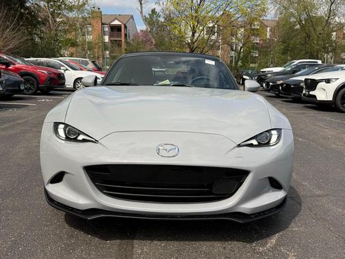 Aero Gray Metallic 2026 Mazda MX-5 Miata Grand Touring