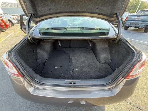 2013 Nissan Altima 3.5 SV