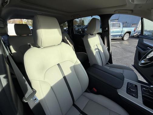 2024 Mazda CX-90 PHEV Premium